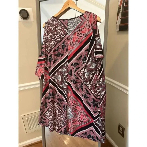 Ronnie Nicole Cold Shoulder Paisley Size 12 Shift Dress‎ - Picture 5 of 5
